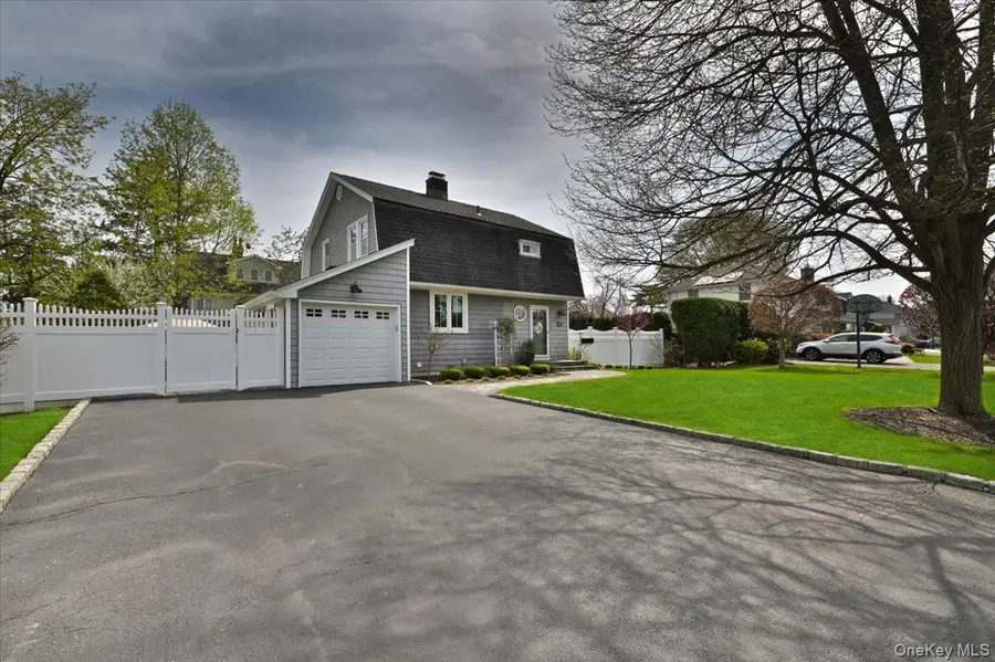 88 Webster Street, Westbury, NY 11590 - #2