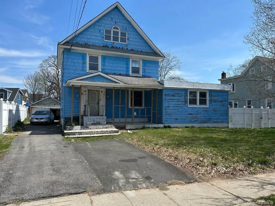 31 East Avenue, Freeport, NY 11520 - #3