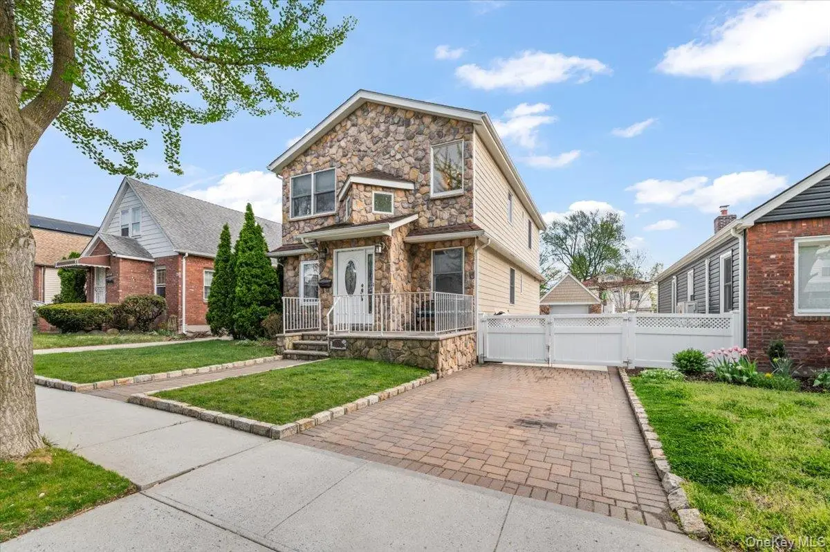 17428 Pidgeon Meadow Road, Fresh Meadows, NY 11365 - #1