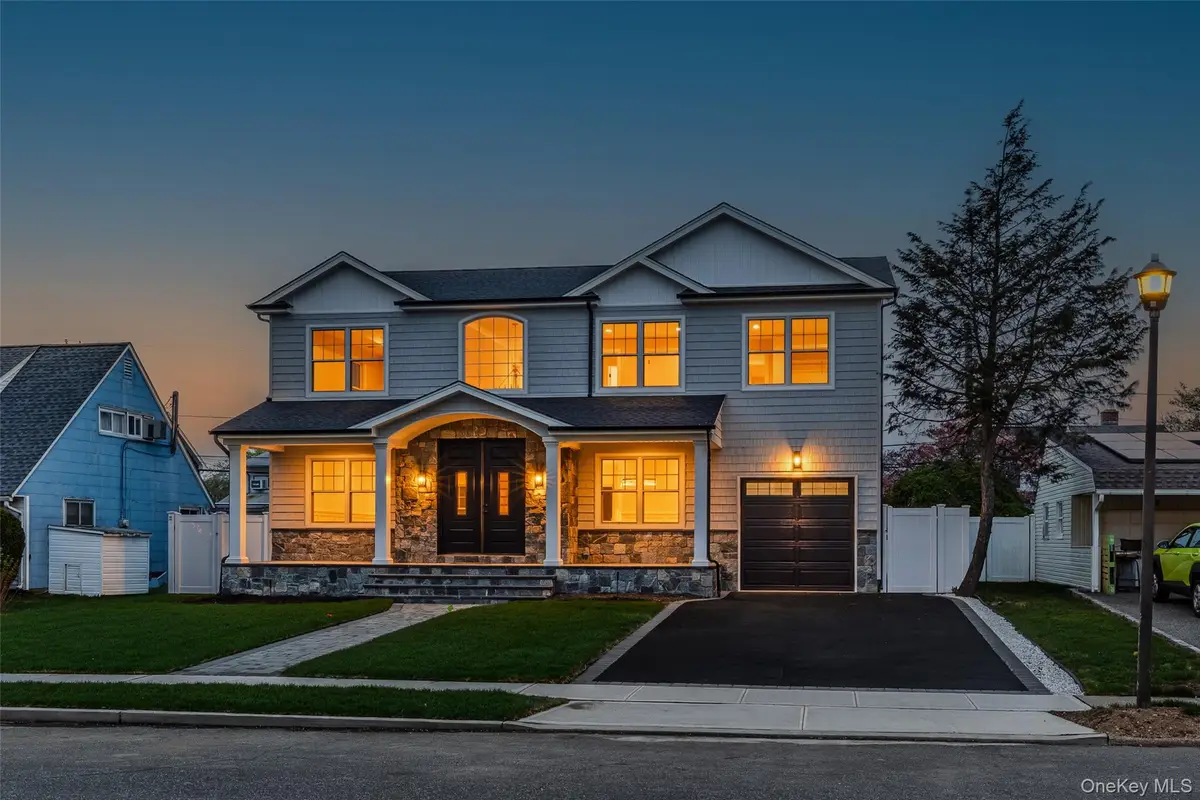 12 Patience Lane, Westbury, NY 11590 - #1