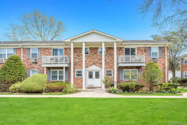 63 Fairharbor Drive #63, Patchogue, NY 11772