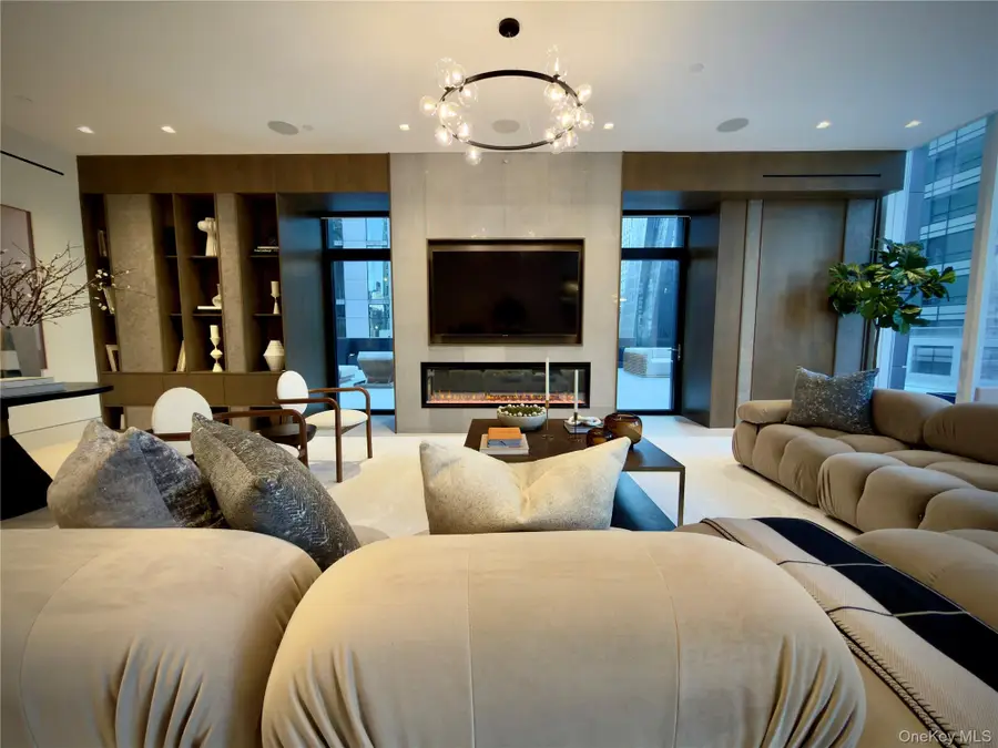 20 W 53rd Street #18 B/C, Manhattan, NY 10019 - #2