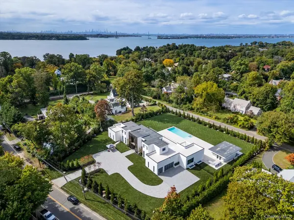 355A E Shore Road, Great Neck, NY 11023