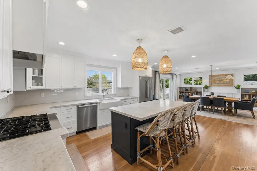 1989 Carman Court, Merrick, NY 11566 - #2