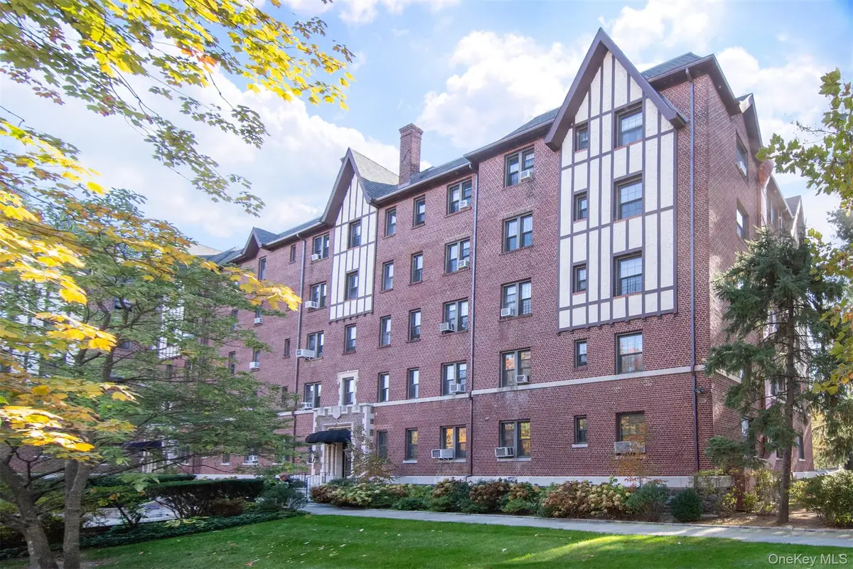 622 Pelhamdale Avenue #16, Pelham, NY 10803 - #1