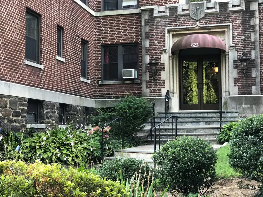 622 Pelhamdale Avenue #16, Pelham, NY 10803 - #3