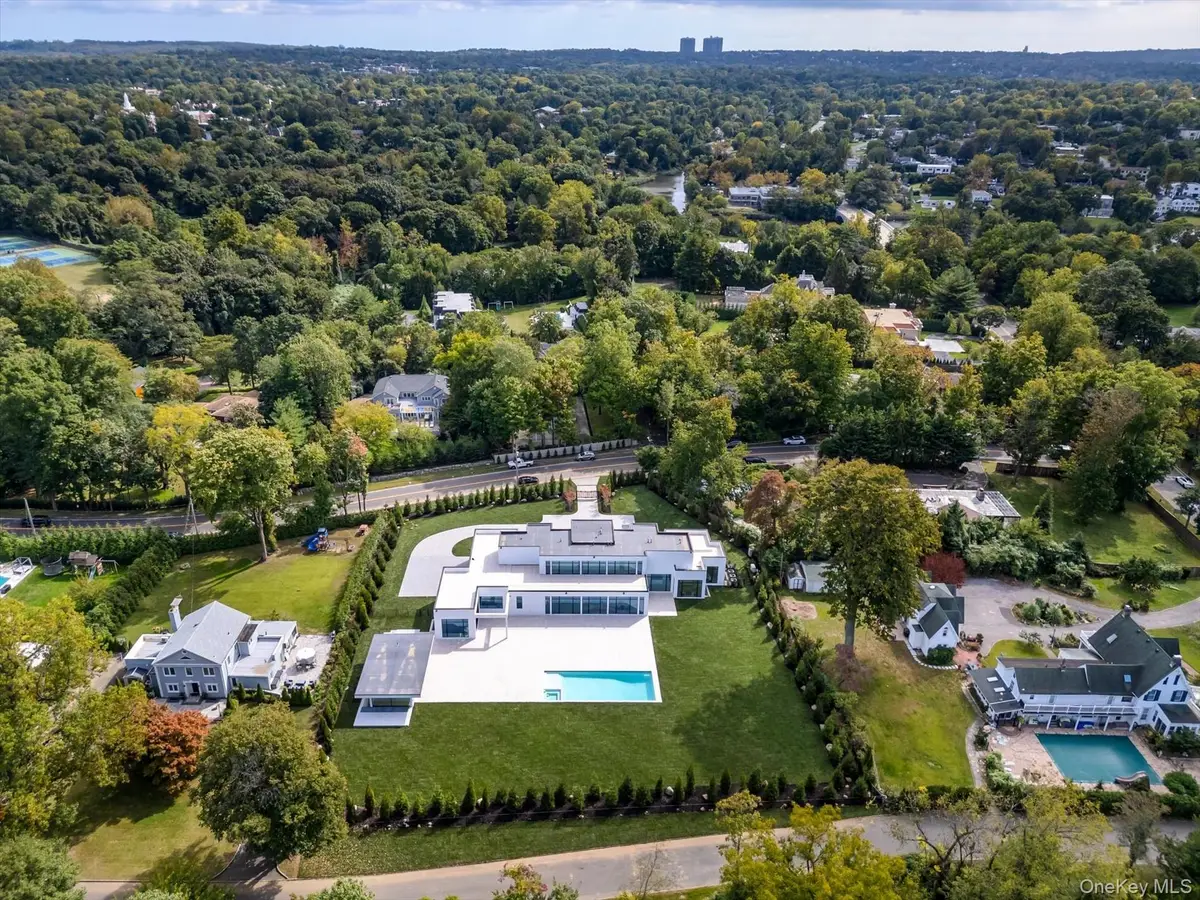 367A E Shore Road, Great Neck, NY 11023 - #1