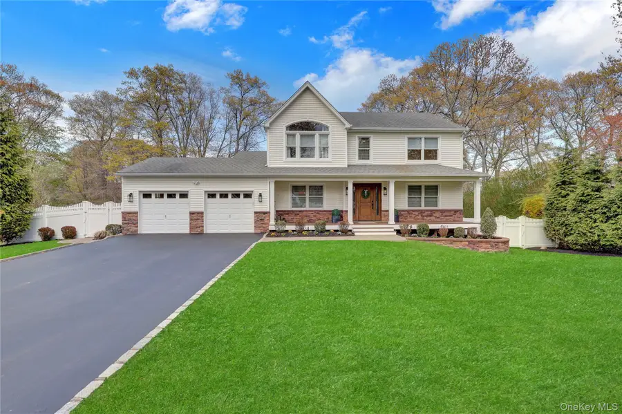 19 Oakwood, Miller Place, NY 11764 - #2