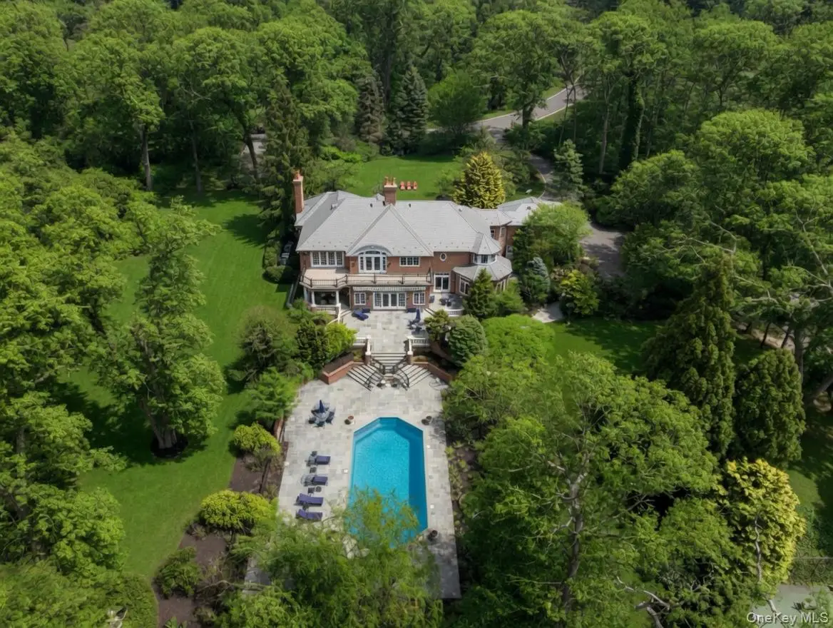 38 Ormond Park Road, Glen Head, NY 11545 - #1