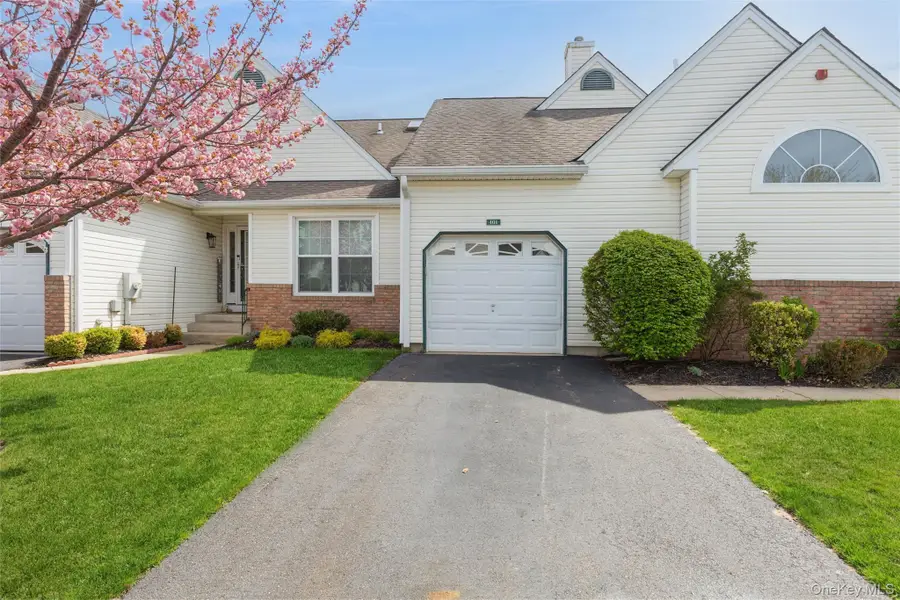 401 Constance Lane, Selden, NY 11776 - #3