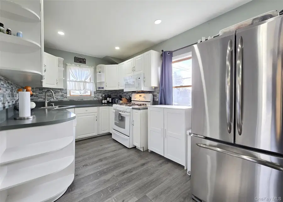 17 Gregory Drive, Ronkonkoma, NY 11779 - #2