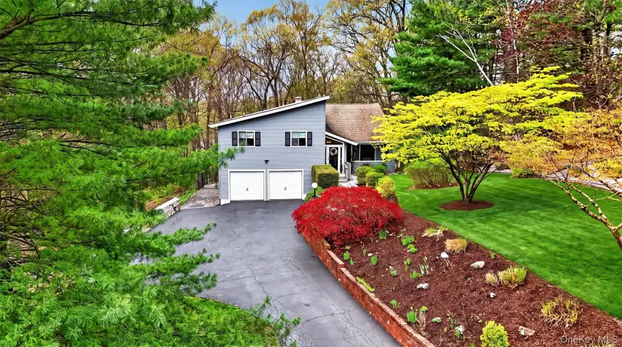 25 Di Rubbo Drive, Cortlandt Manor, NY 10567 - #2