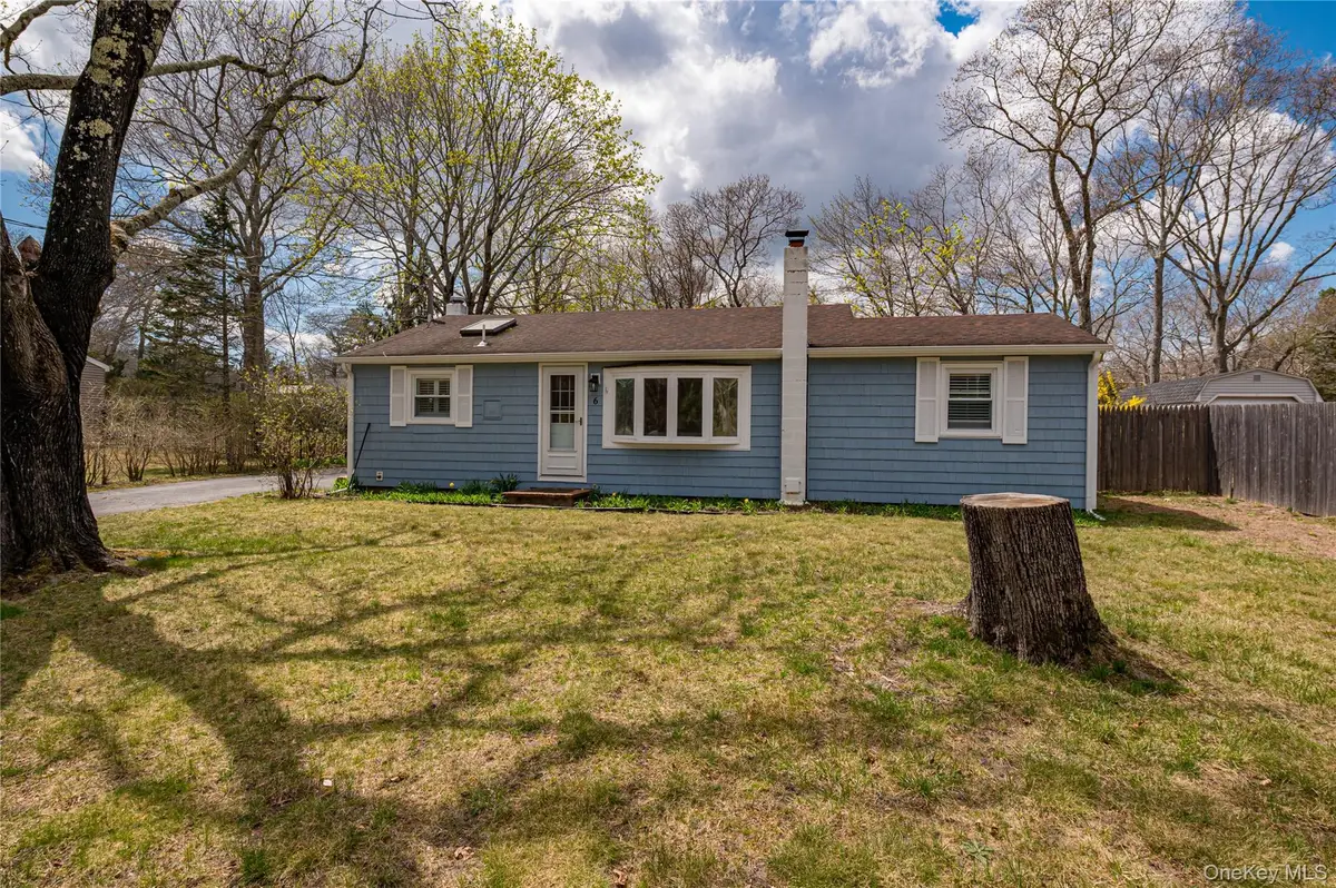 6 Longview Drive, East Quogue, NY 11942 - #1