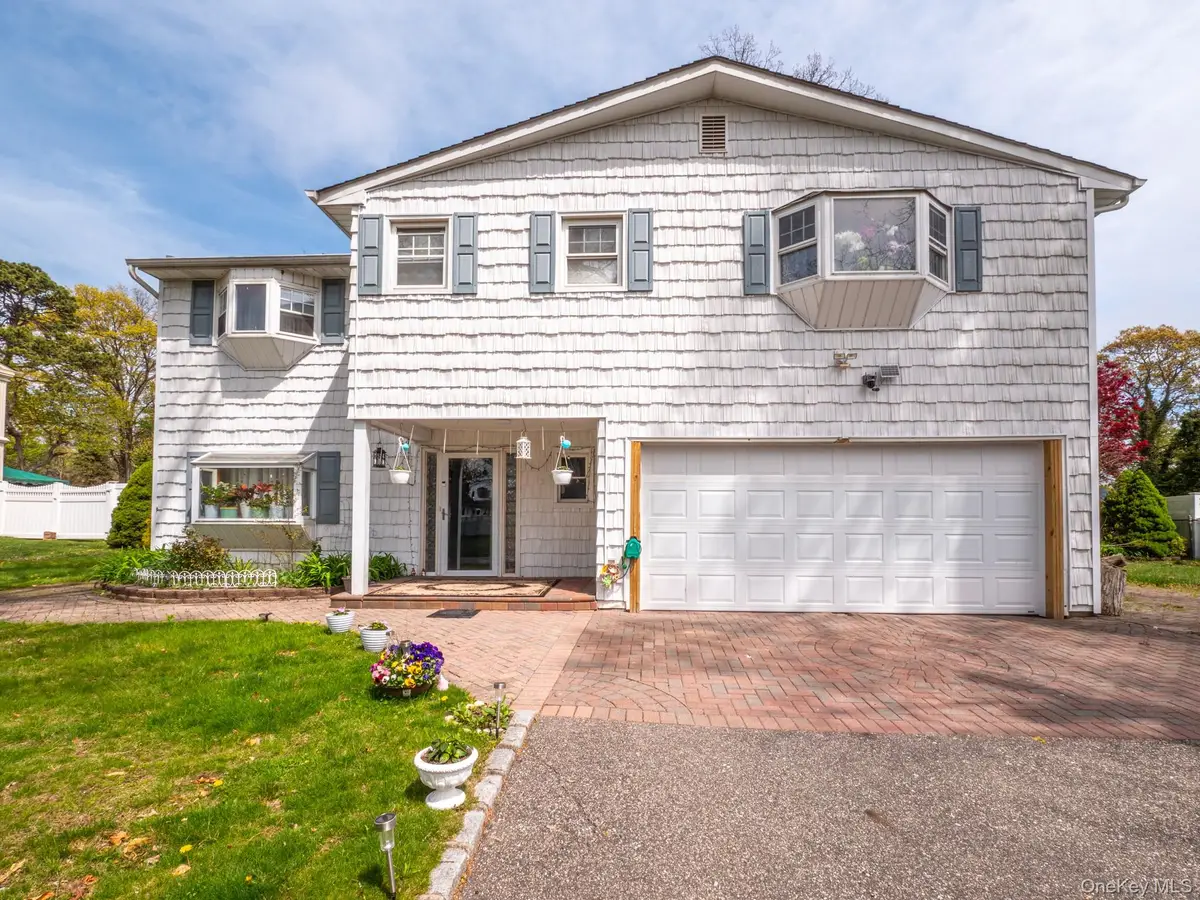 19 Milford Drive, Central Islip, NY 11722 - #1