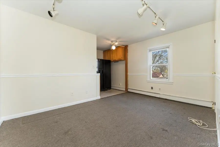 37 Catherine Street, Valley Stream, NY 11580 - #3