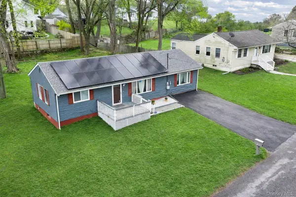 12 W Dogwood Drive, Poughkeepsie, NY 12601