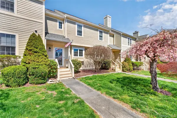 5703 Applewood Circle, Carmel, NY 10512