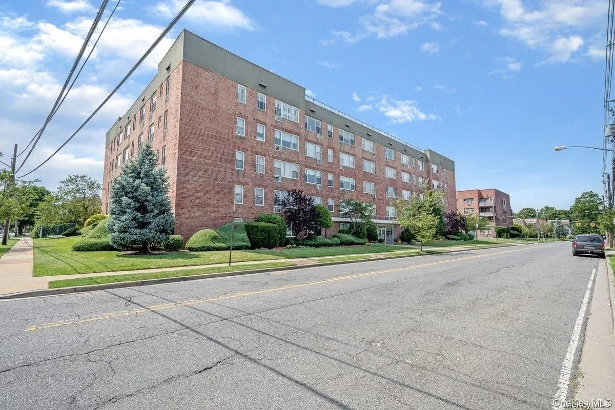 280 Guy Lombardo Avenue #5L, Freeport, NY 11520 - #1