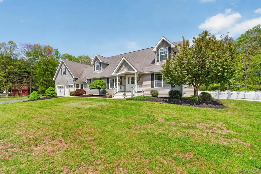 4 Lisa Lane, Hopewell Junction, NY 12533 - #2