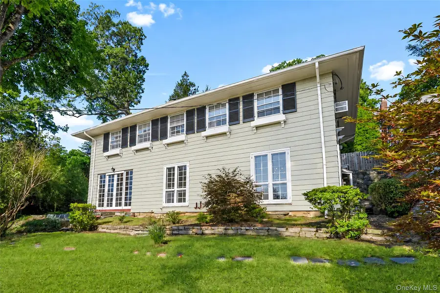 11 Wyndham Road, Scarsdale, NY 10583 - #2