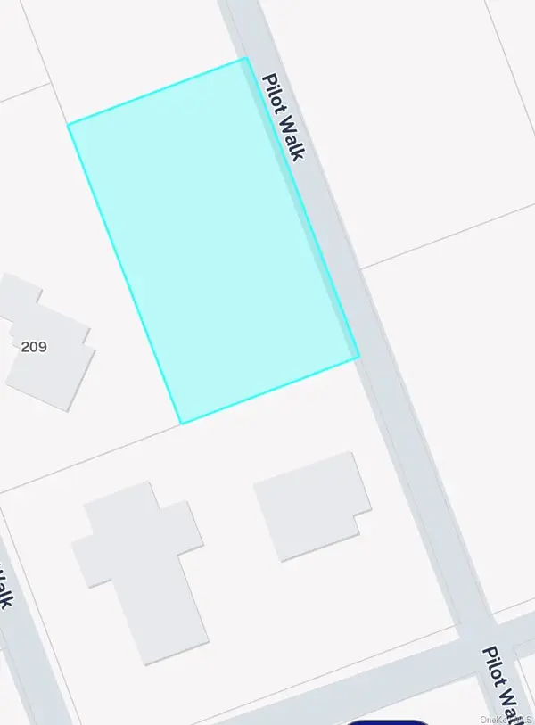 0 Pilot, Saltaire, NY 11706