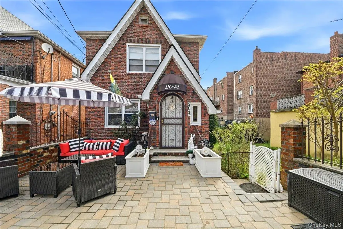 2042 Bogart Avenue, Bronx, NY 10462 - #1