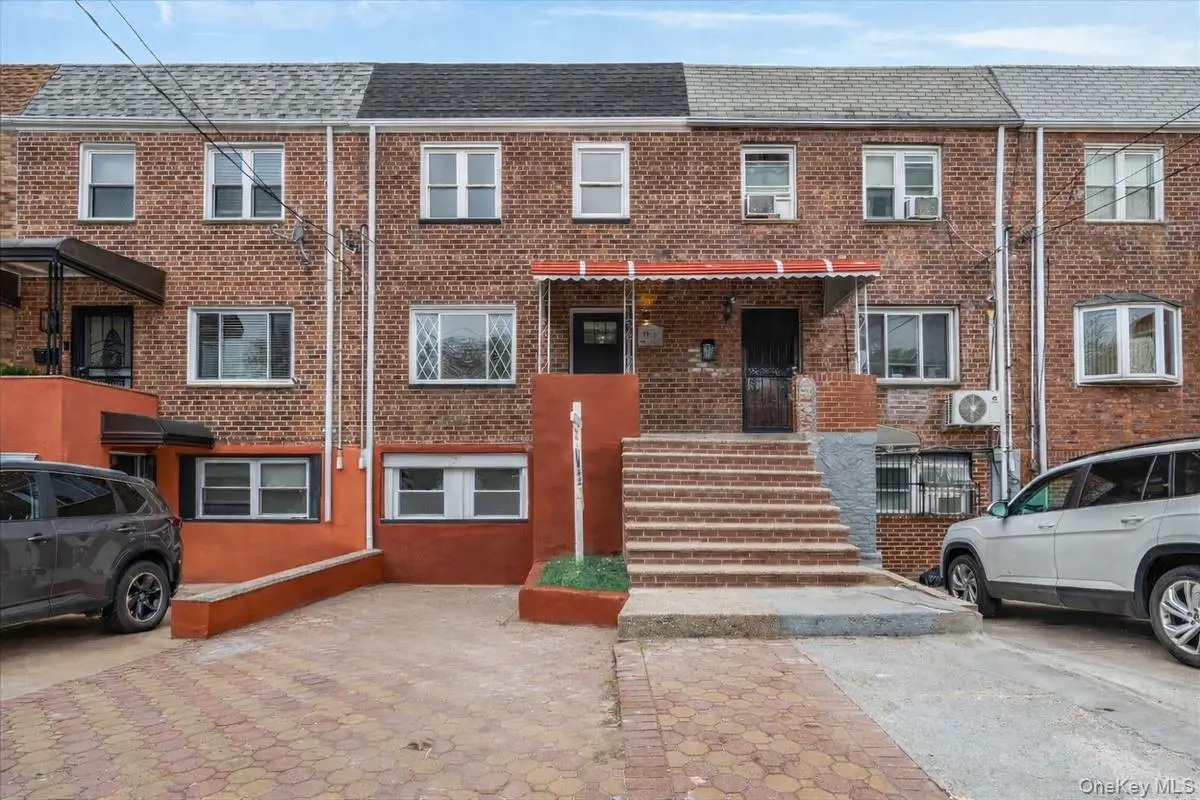 186-01 Henderson Avenue, Hollis, NY 11423 - #1