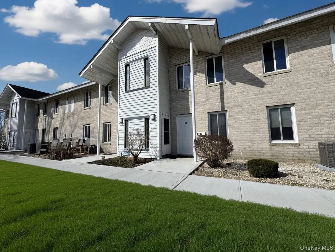 8 Redwood Court #8, Coram, NY 11727 - #1