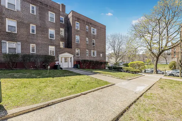 150 Ravine Avenue #3B, Yonkers, NY 10701