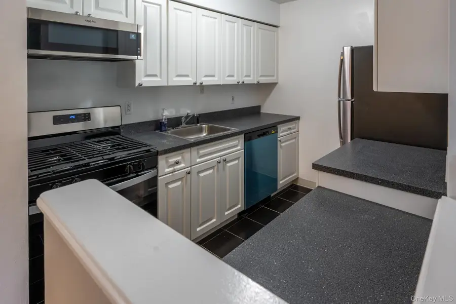 115 Pointe Circle S #115, Coram, NY 11727 - #3