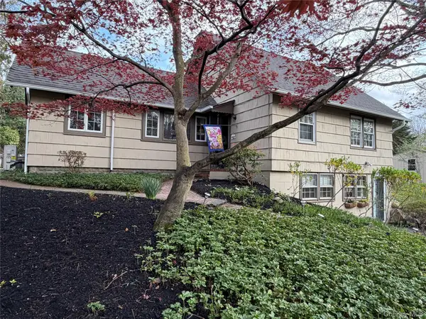 21 Dogwood Drive, Stony Brook, NY 11790