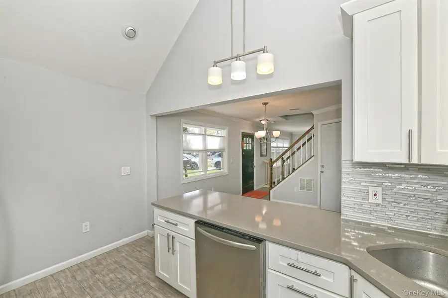 9 Bluejay Lane, Levittown, NY 11756 - #3