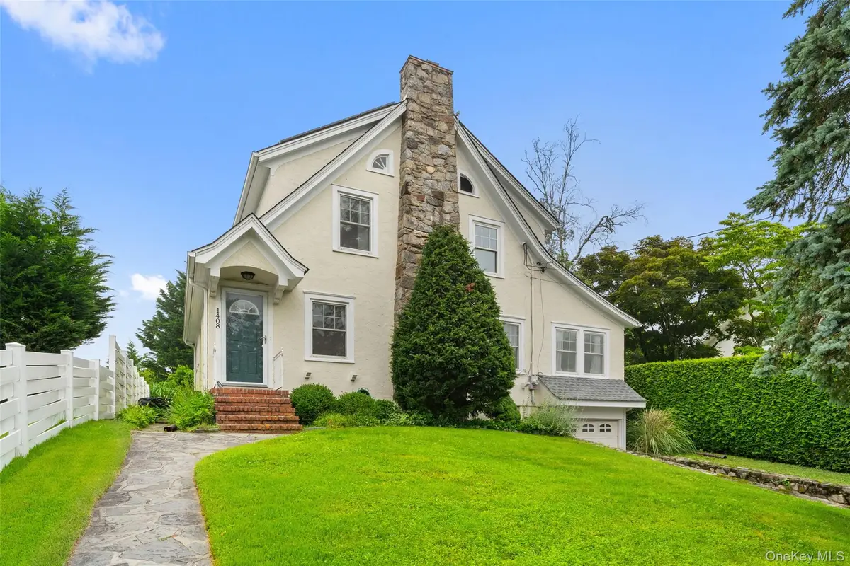 1408 Shelbourne Avenue, Mamaroneck, NY 10543 - #1