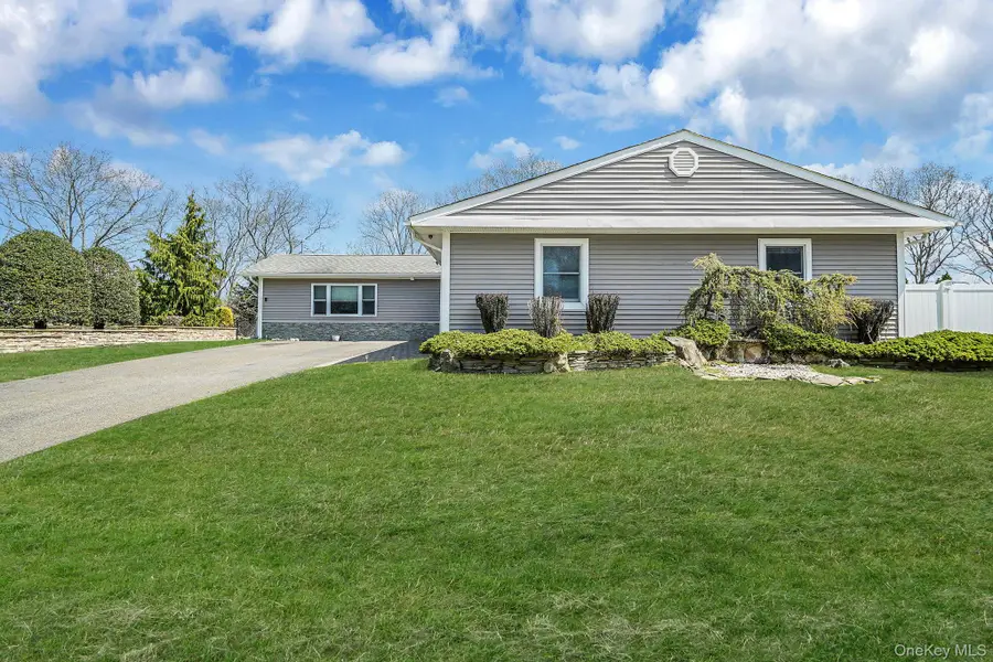 5 Whinstone Street, Coram, NY 11727 - #2