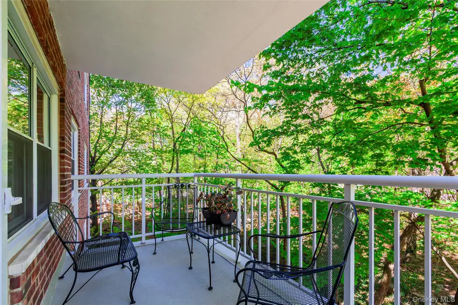 3935 Blackstone Avenue #3C, Bronx, NY 10471 - #3