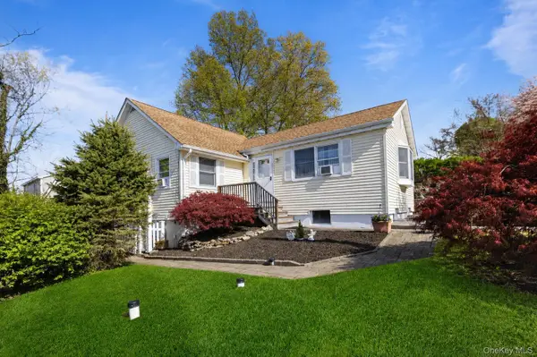 11 Daisy Drive, Mahopac, NY 10541