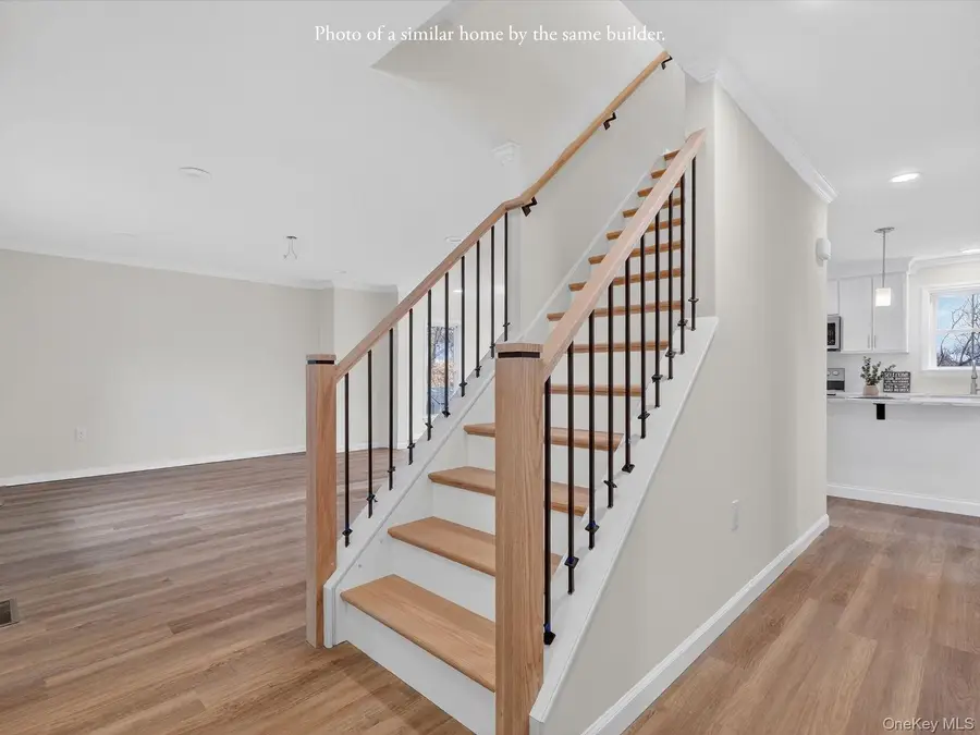 27 Teetsel Street, Saugerties, NY 12477 - #2