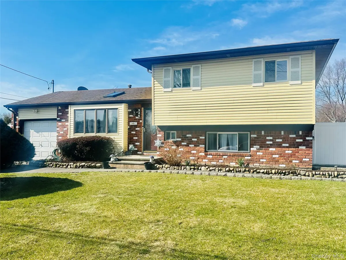 336 W 23rd Street, Deer Park, NY 11729 - #1