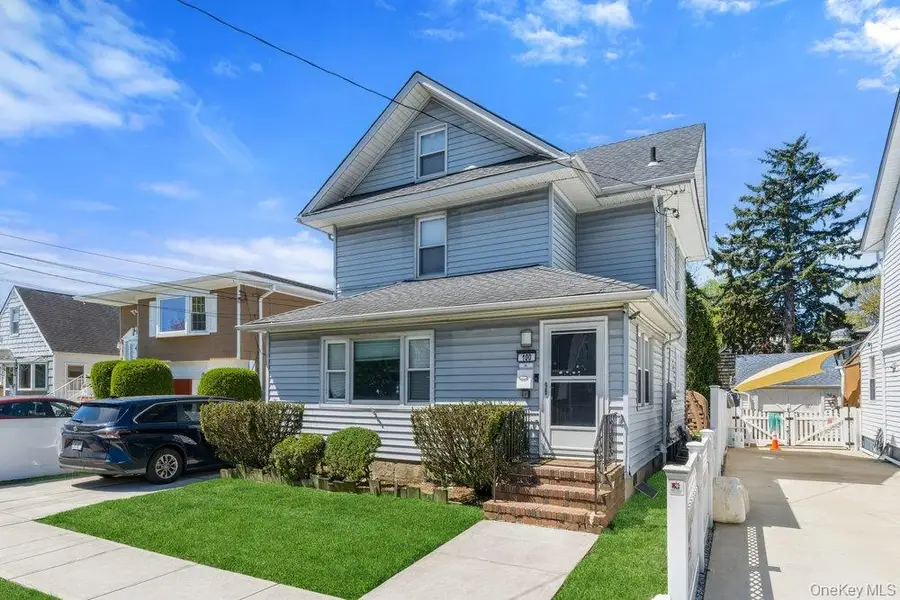 100 Spruce Street, West Hempstead, NY 11552 - #2