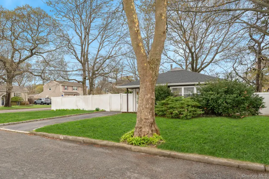 2 Arleen Avenue, Holbrook, NY 11741 - #2