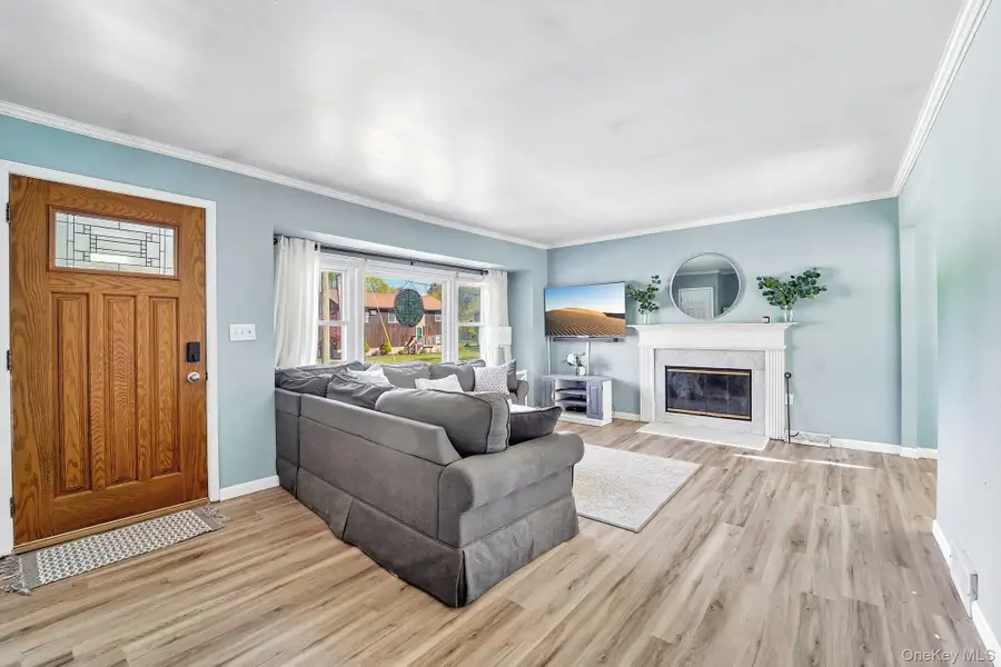 22 Oak Lane, Middletown, NY 10940 - #3