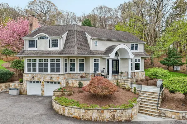 76 Harbor Road, Head Of The Harbor, NY 11780