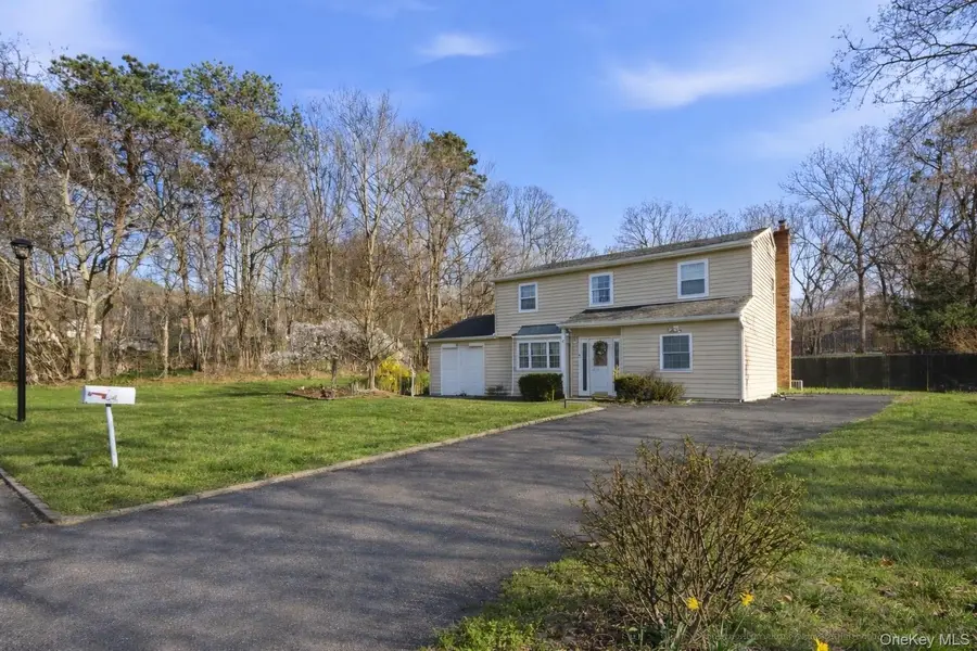 4 Howard Street, Selden, NY 11784 - #2