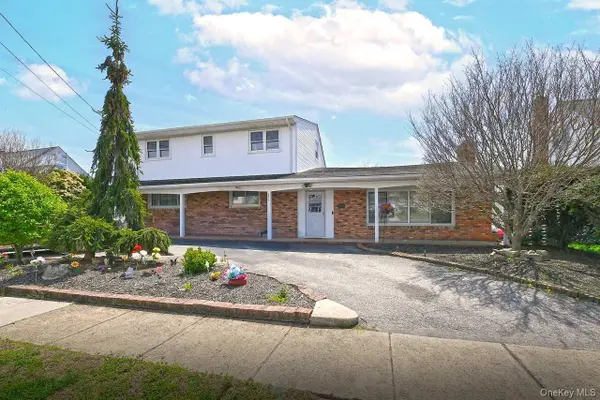 275 36th Street, Lindenhurst, NY 11757
