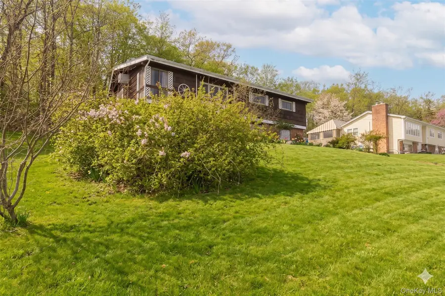 75 Tennyson Drive, Nanuet, NY 10954 - #3