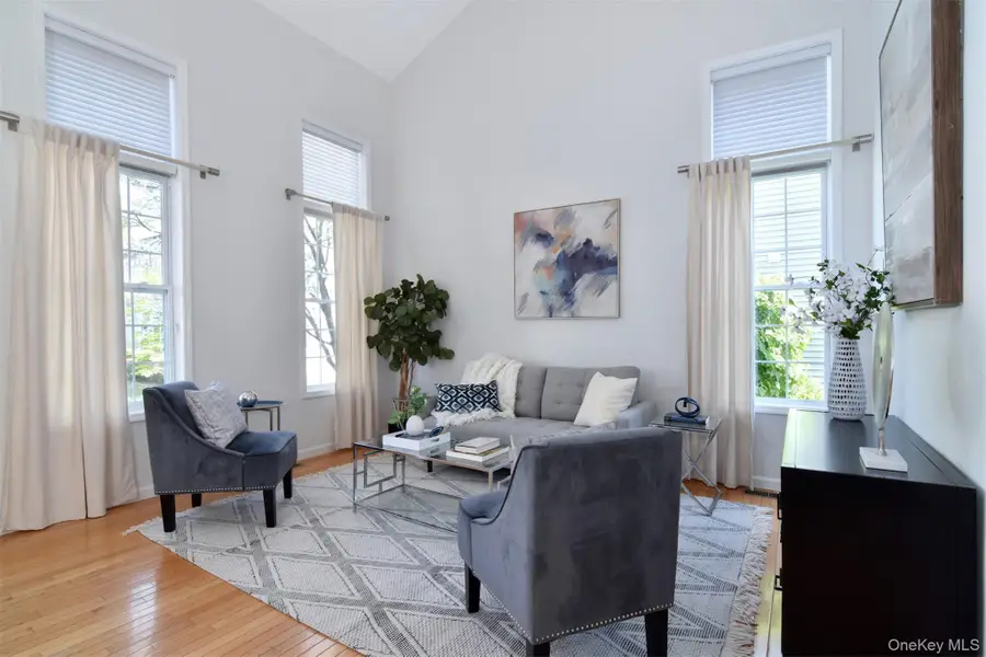 120 Tradition Court, White Plains, NY 10603 - #3