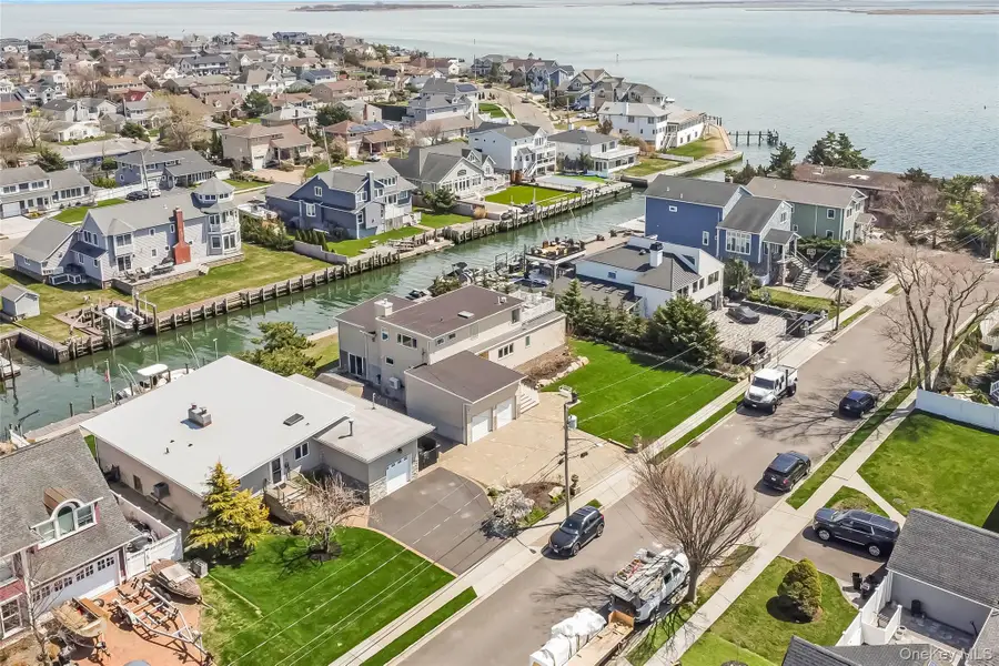 64 Highwater Avenue, Massapequa, NY 11758 - #3