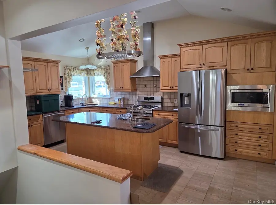 737 Pleasant Avenue, Westbury, NY 11590 - #2