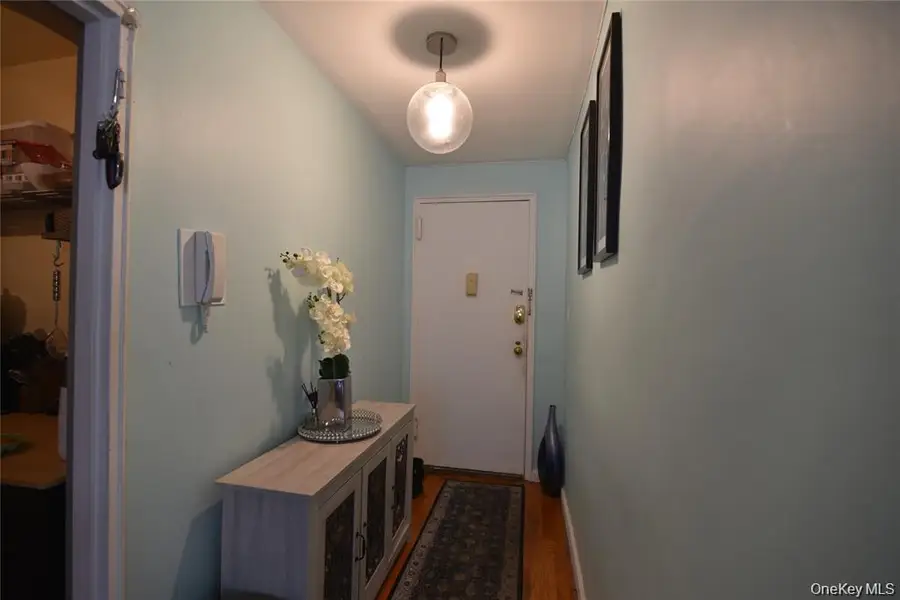 54-40 Little Neck Parkway #4A, Little Neck, NY 11362 - #3