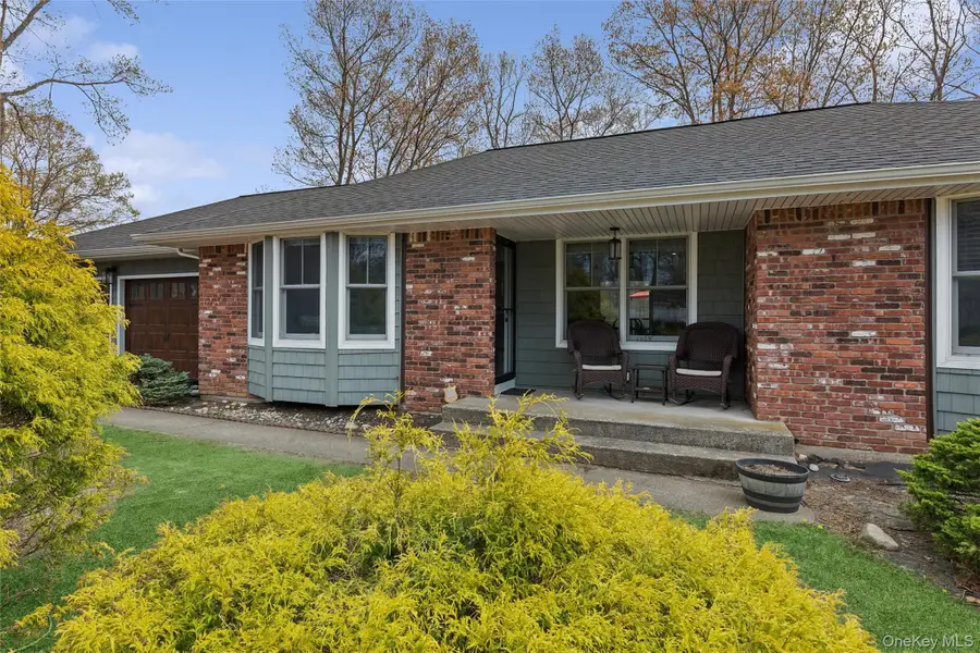 61 Griffin Drive, Mount Sinai, NY 11766 - #2